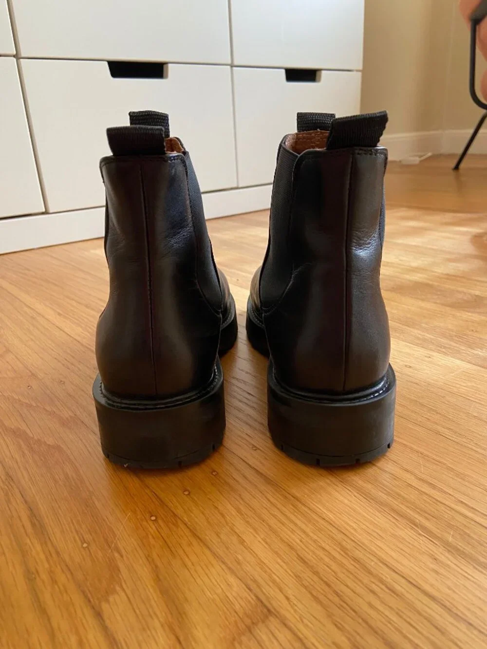 Pavement Black Marit Chelsea Boots Like New Size EU 40 with Lug Sole